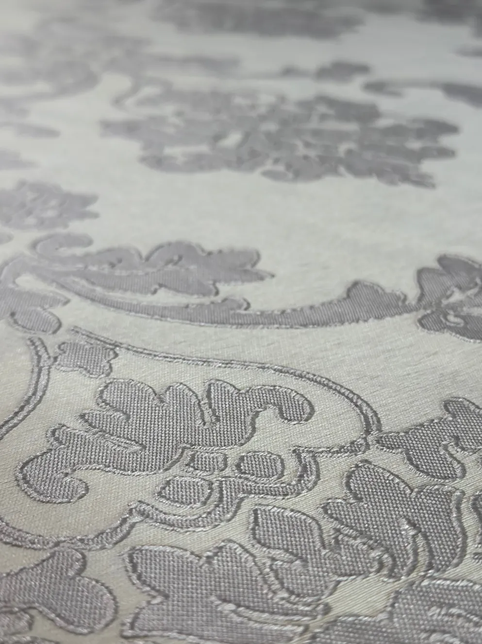 Madison Jacquard (Reversible) Table Linen in Champagne