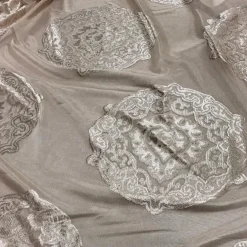 Medallion Jacquard Sheer Table Linen in Champagne