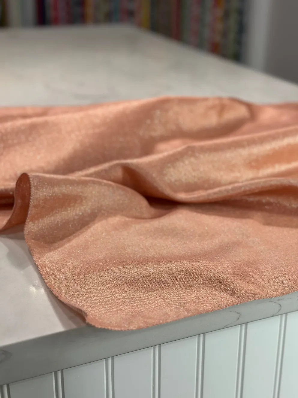 Metallic Burlap Table Linen in Blush/Silver
