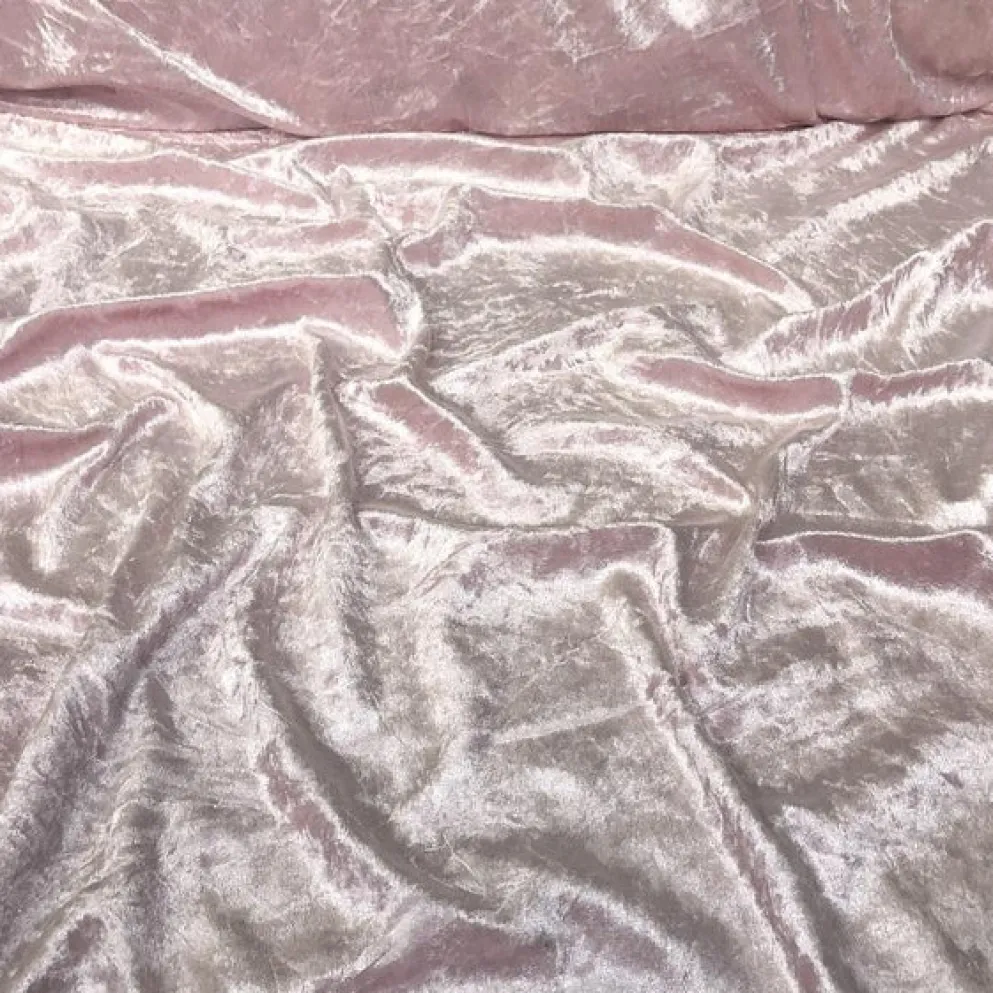 Panne (Crush) Velvet Table Runner in Pink