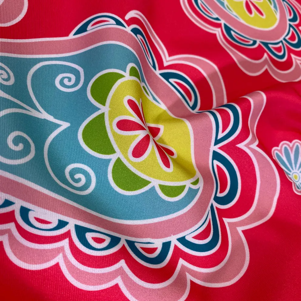 Pastel Paisley (Poly Print) Table Runner in Fuchsia