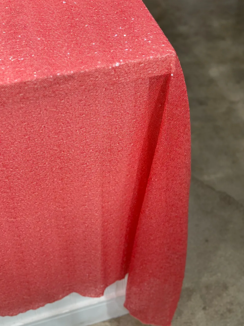 3pcs - Glitz Sequins Table Linen 120" Round - Coral