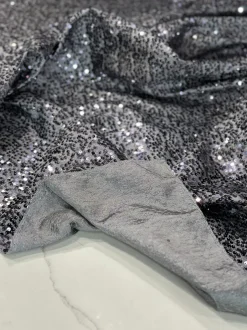 1pc - Taffeta Sequins Table Linen 108