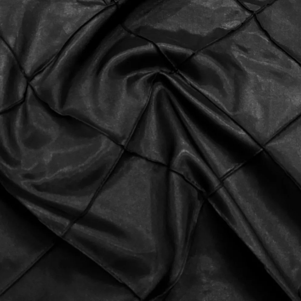 4" Pintuck Taffeta Table Linen in Black