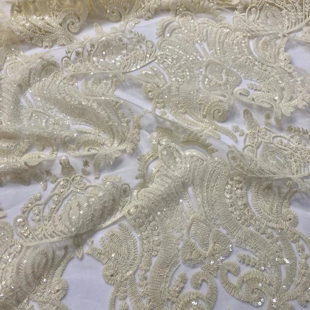 Princess Lace Table Linen in Ivory