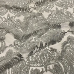 Princess Lace Table Runner in Silver