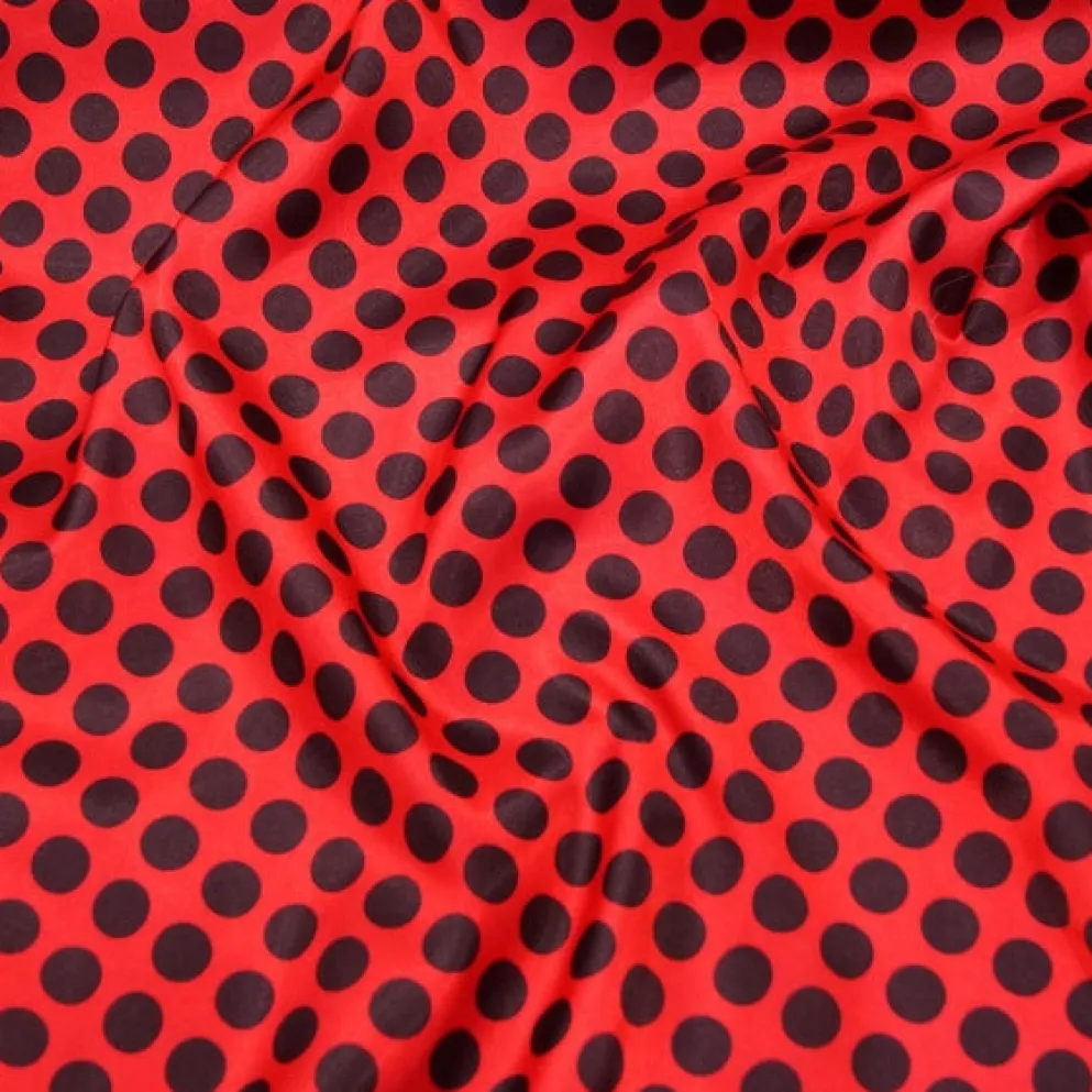 Satin Polka Dot Table Linen in Black and Red