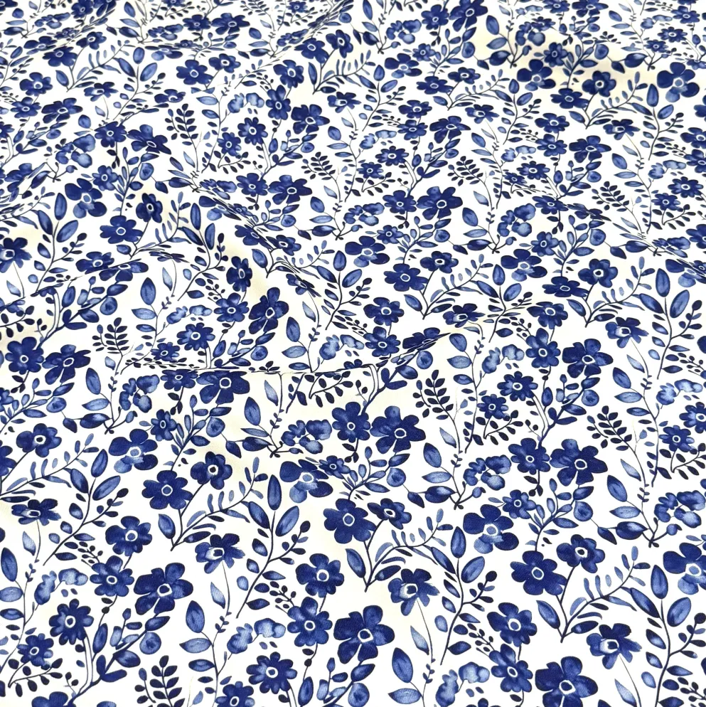 Scarlet (Poly Print) Table Linen