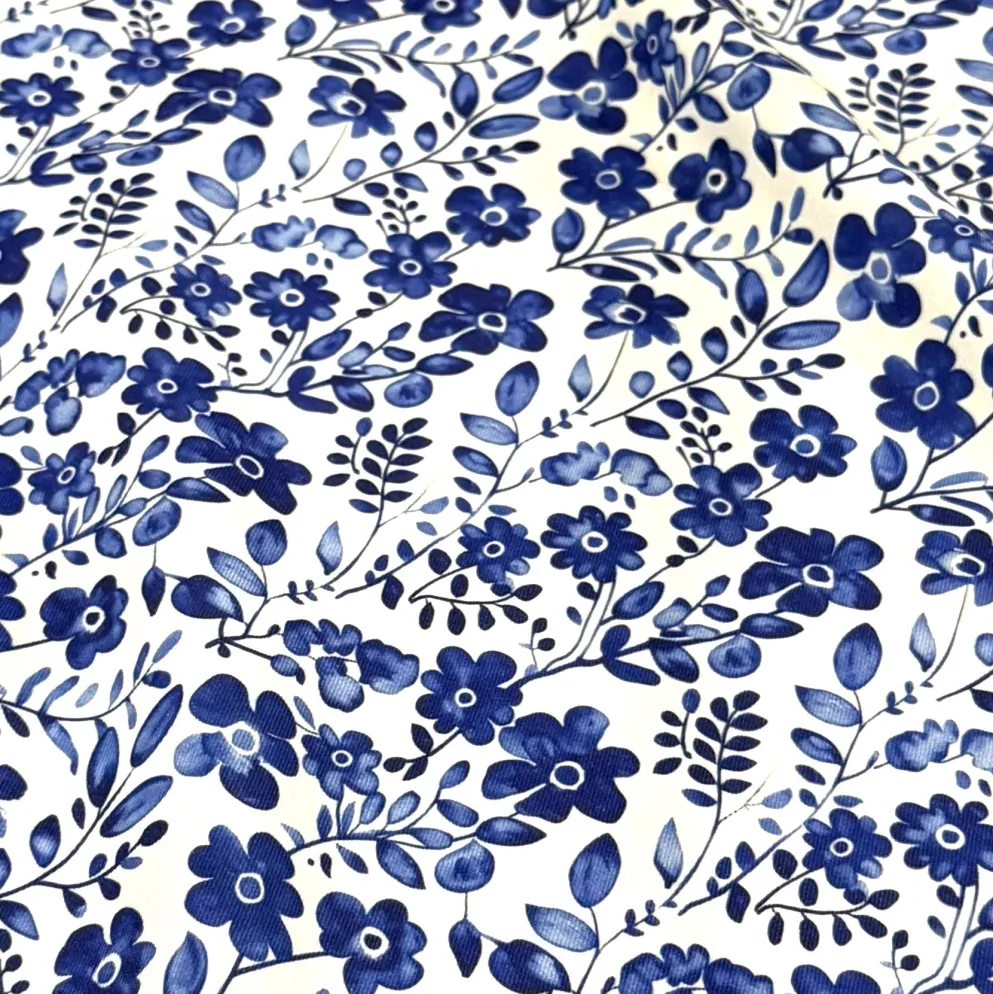 Scarlet (Poly Print) Table Runner