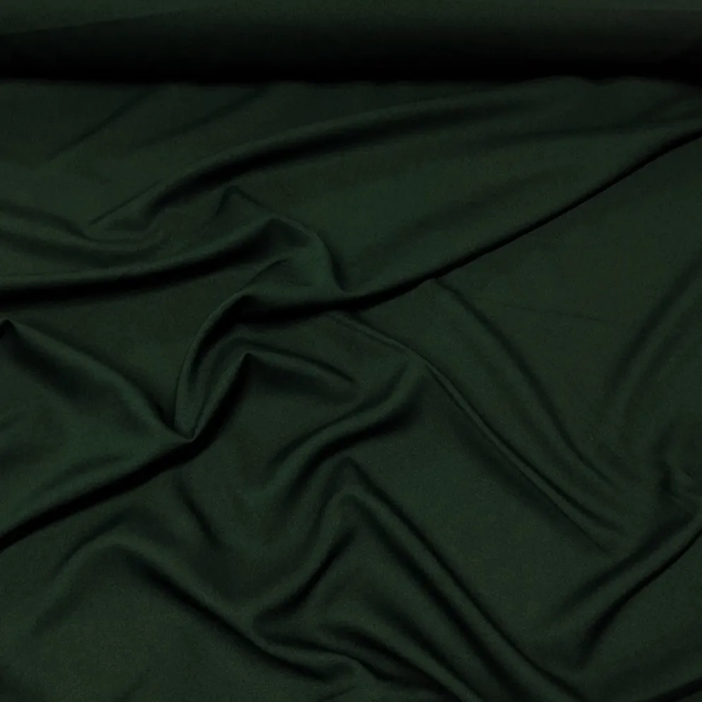 Scuba (Wrinkle-Free) Table Runner in Hunter Green
