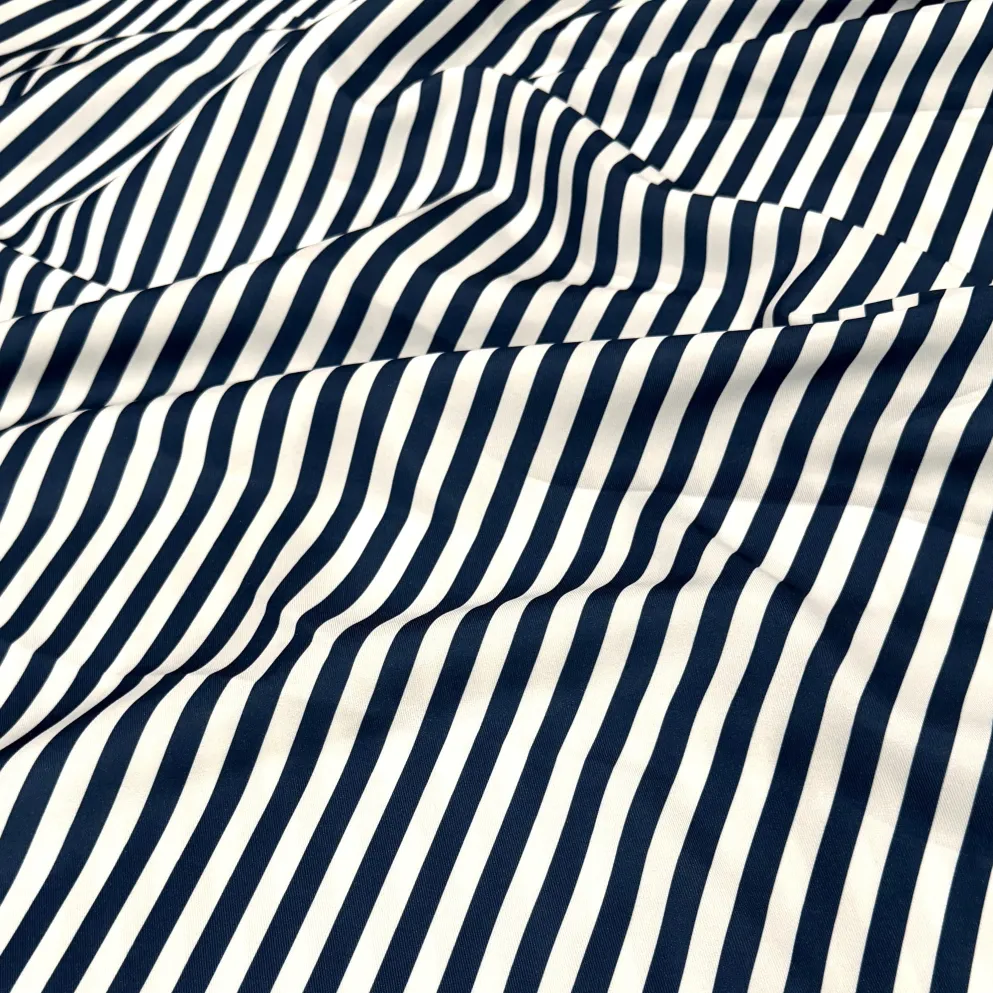 Seersucker (Poly Print) Table Linen in Navy