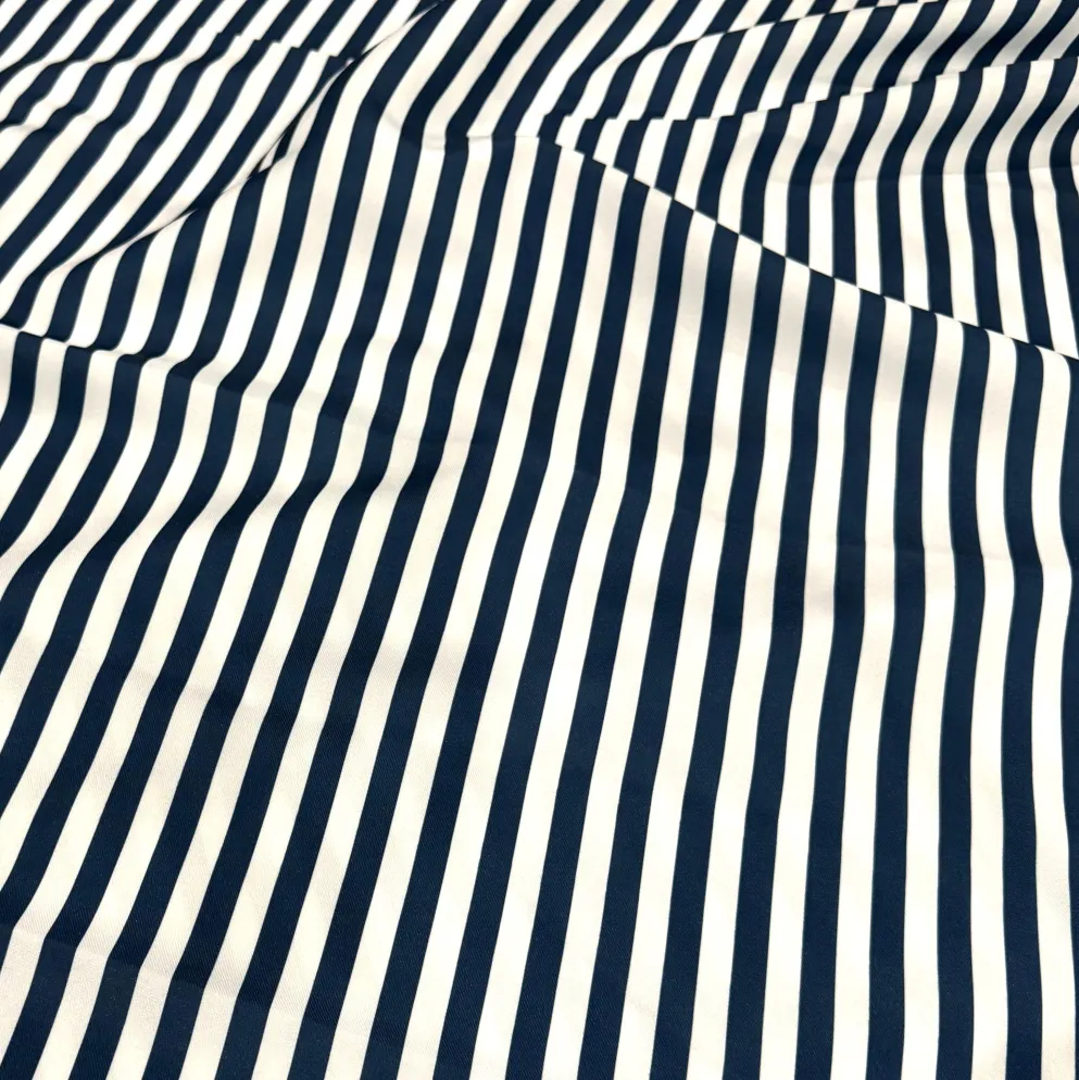Seersucker (Poly Print) Table Linen in Navy