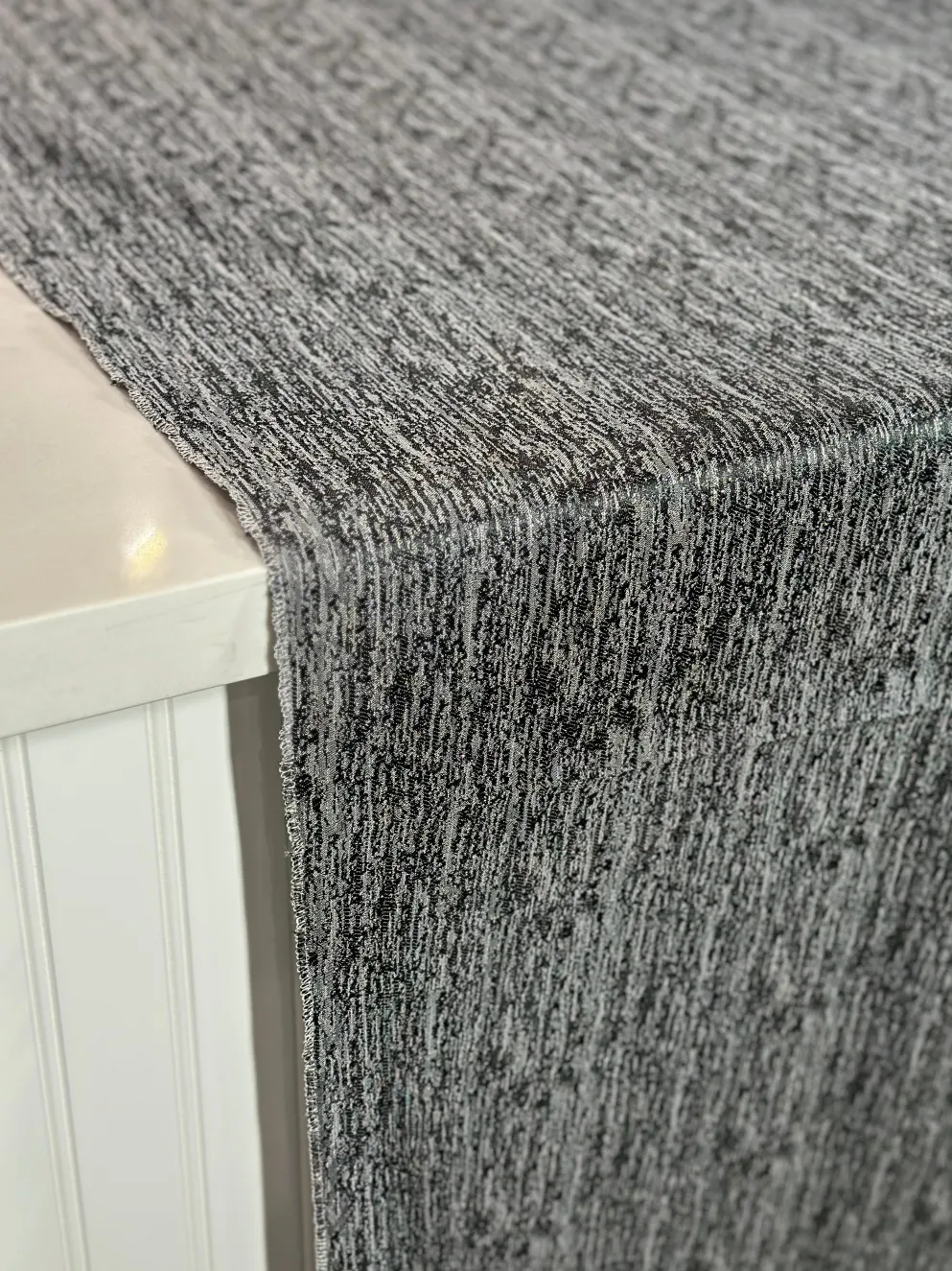 Sterling Jacquard Table Linen in Black