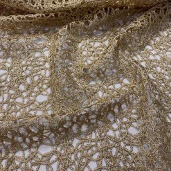 Swirl Chain Lace Table Runner in Champagne