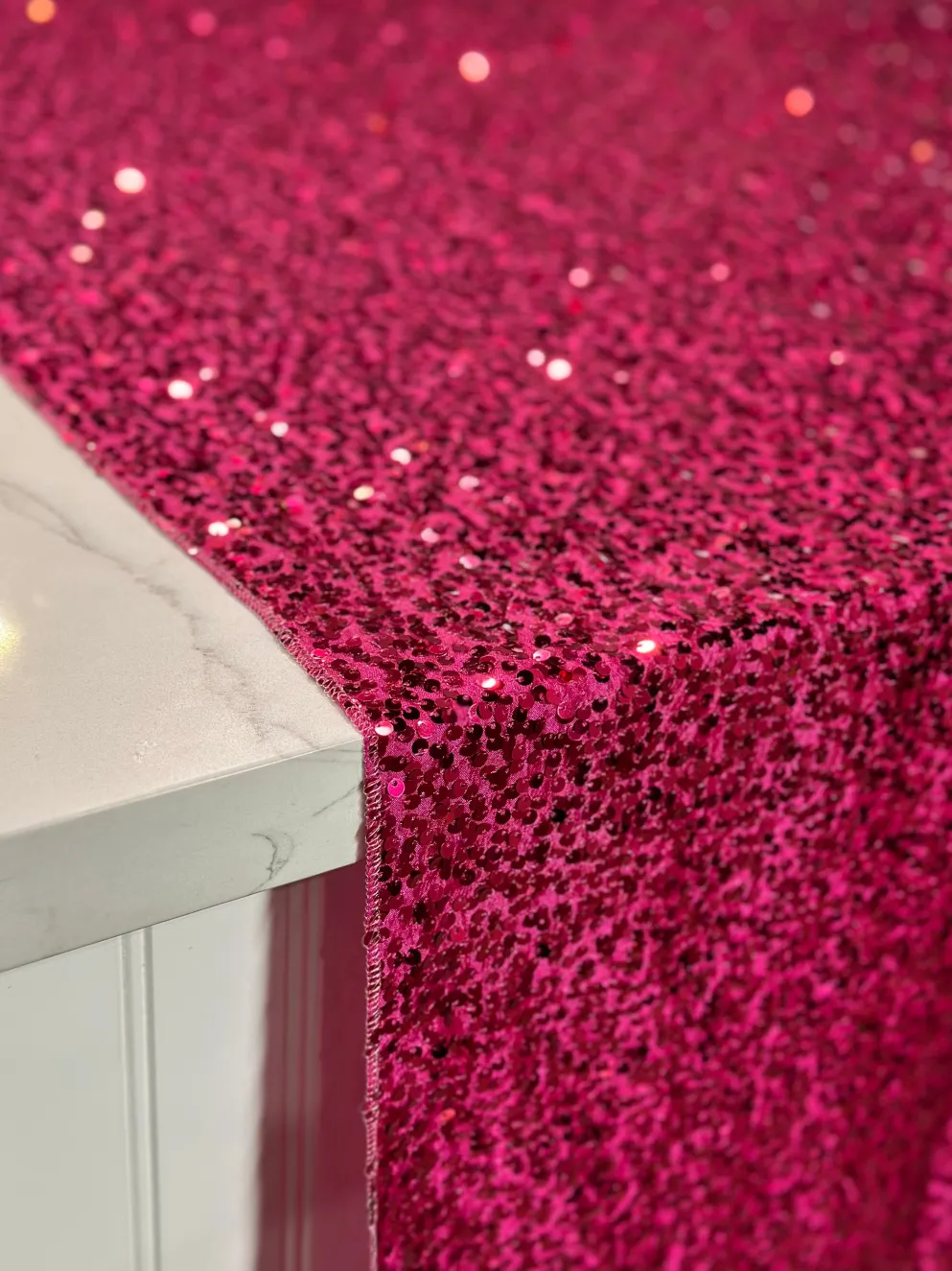 Taffeta Sequins Table Linen in Fuchsia