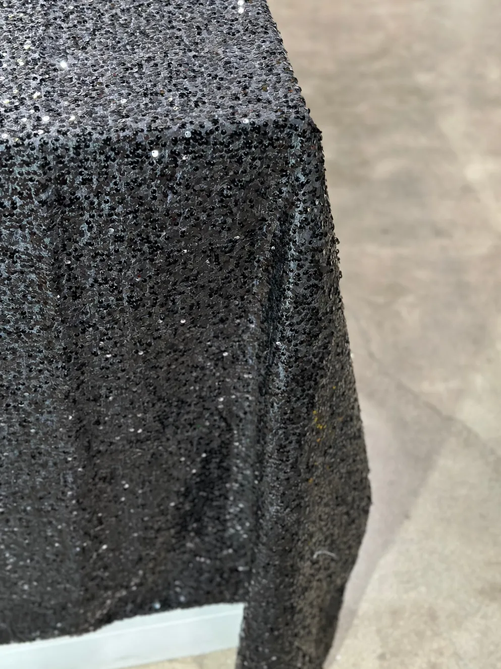 Taffeta Sequins Table Linen in Black