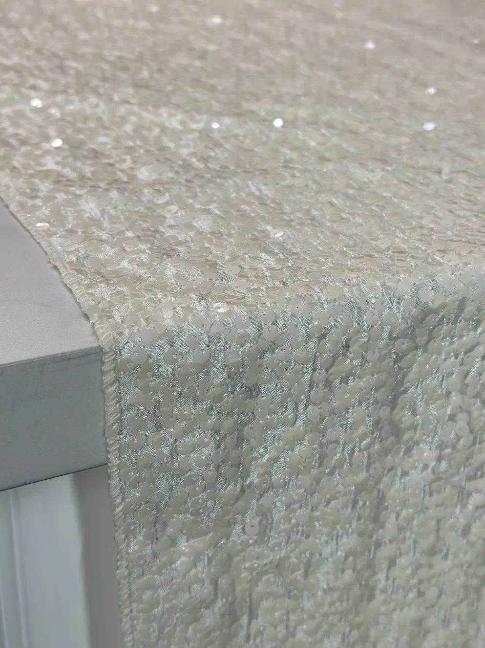 Taffeta Sequins Table Linen in Ivory