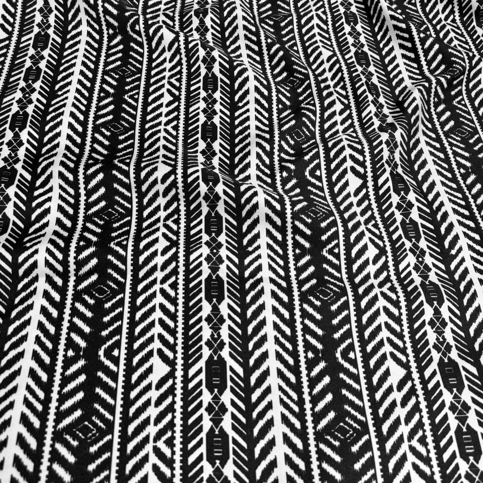 Topaz (Poly Print) Table Runner in Black / White