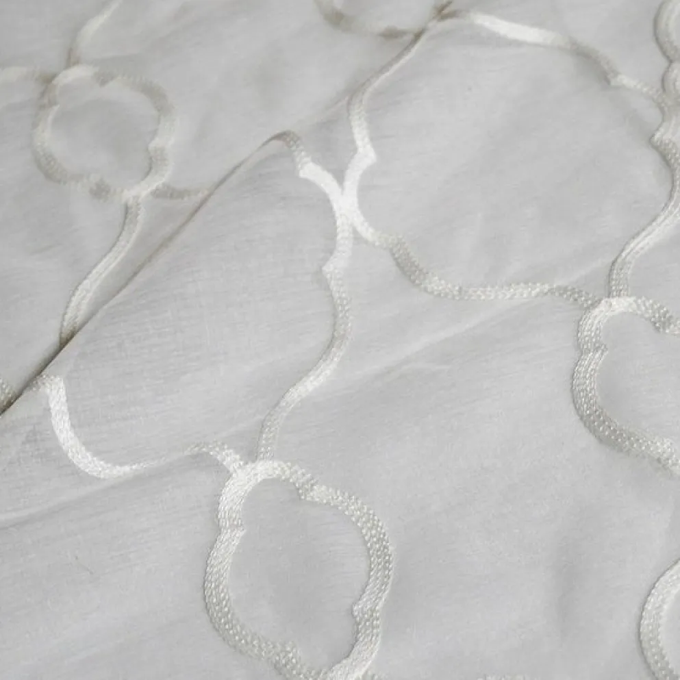 Vertigo Sheer Table Linen in White