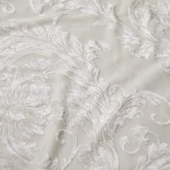 Victorian Jacquard Sheer Table Linen in Ivory
